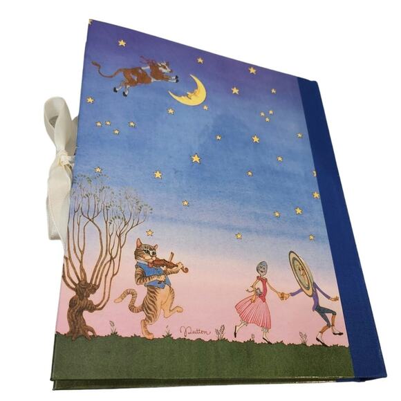 New Vintage Michel Publishing Baby Photo Album Cow Jumped Over the Moon 1995 - Picture 2 of 10